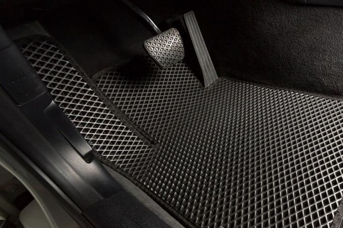 Комплект EVA ковриков в салон 4шт.черный для SEAT ATECA 2016+