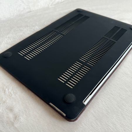 Чехол накладка c эко кожи на MacBook Air 15 (A2941), Чорний