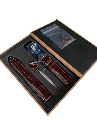 Шкіряний ремінець для годинника CLSK6 Коричневий з білою ниткою 20мм, Срібло, Срібло
