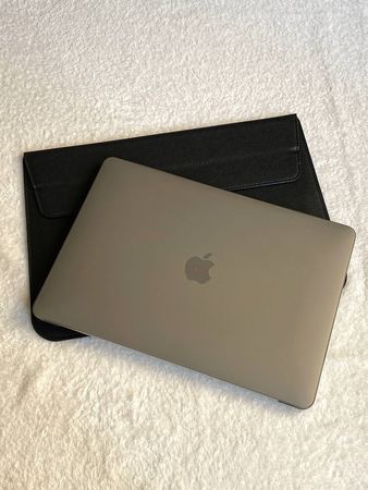 Чохол для MacBook Air 13" (2018 - 2020 | M1 | A1932 | A2337) матовий Сірий