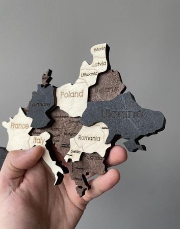 Многослойная Карта Мира на стену Палисандр-Беж-Черный, XL (250*150 cm) С названиями стран столиц и штатов