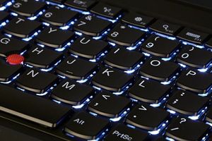 Как включить подсветку клавиатуры на ноутбуке Lenovo