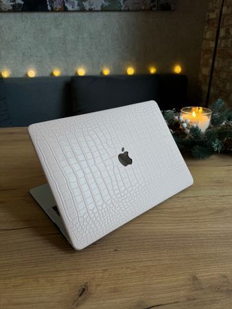 Чохол накладка з еко шкіри на MacBook Air 15 (A2941), Світло рожевий